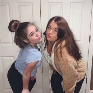 Meet your Posher, Natalie